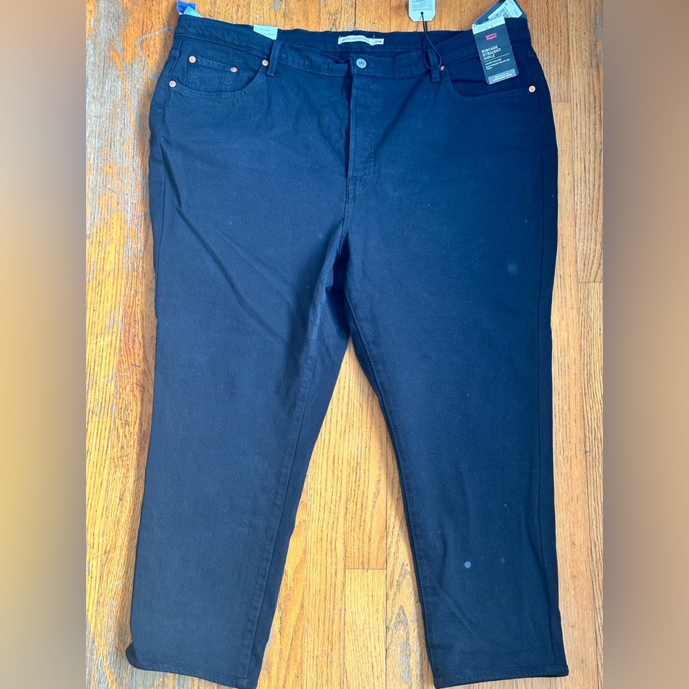 Levi's Women's Boyfriend Jeans in Black